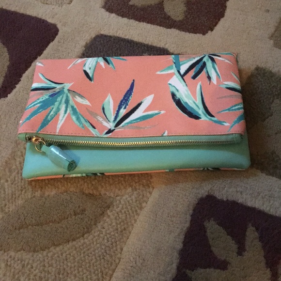 Rachel Pally Handbags - NWOT - Rachel Pally Foldover Clutch